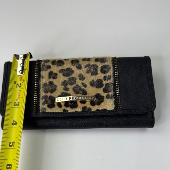 Club Rochelier Black and Tan Wallet with Leopard Print Design - Picture 8 of 9